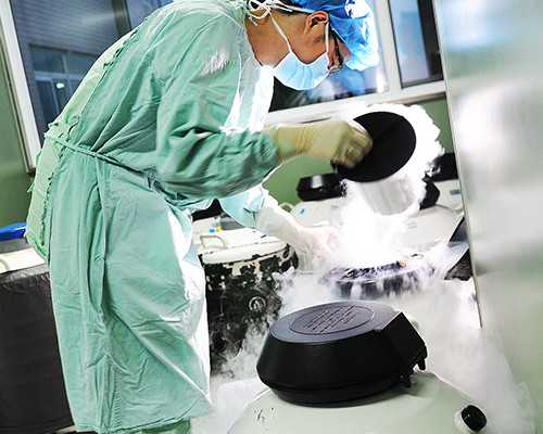 高龄供卵试管移植方案&54供卵自怀,不孕夫妇有助孕法，准备怀孕先查经期史