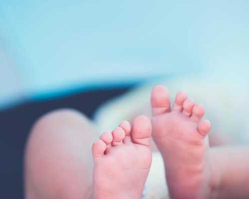 重庆有代怀中心吗,北京哪里有好的供卵机构？-试管移植后起床太猛-多囊卵巢移