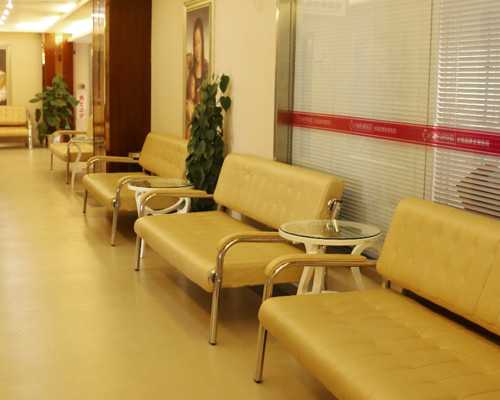 43卵巢早衰闭经怎么办&有几家医院供卵,经期第四天同房了怎么办